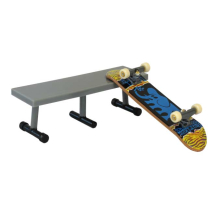                             Tech Deck fingerboard s překážkou                        