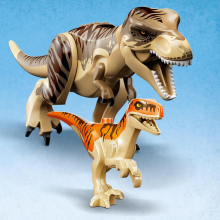                             LEGO® Jurassic World™ 76948 Útěk T-rexe a atrociraptora                        