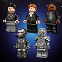                             LEGO® Super Heroes 76216 Zbrojnice Iron Mana                        
