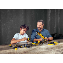                            LEGO® Technic™ 42108 Pojízdný jeřáb                        