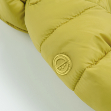                             Prošívaná bunda s kapucí- žlutá                        