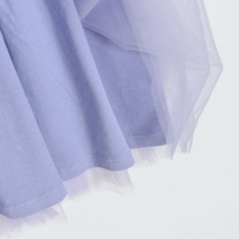                             Šaty s krátkým rukávem a tylovou sukní- fialové                        