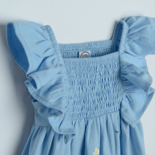                             Bavlněné šaty s volánky na rukávech- modré                        