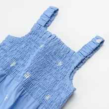                             Šaty bez rukávu s potiskem sedmikrásek- modré                        