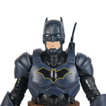                             Batman figurka se speciální výstrojí 30 cm                        