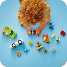                             LEGO® DUPLO® 10419 Péče o včelky a úly                        