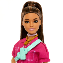                             Barbie deluxe módní panenka - v kalhotovém kostýmu                        