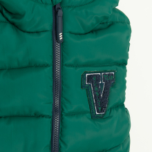                             Prošívaná vesta s kapucí -zelená                        