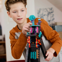                             LEGO® Minecraft®  Endermanova věž                        