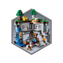                             LEGO® Minecraft™ 21169 První dobrodružství                        