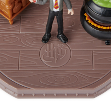                             Harry Potter učebna míchání lektvarů s figurkou Harryho                        