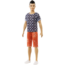                             Barbie model Ken                        