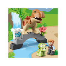                             LEGO® DUPLO® Jurassic World™ 10939 T-Rex a Triceratops na út                        