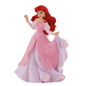 Ariela v růžových šatech