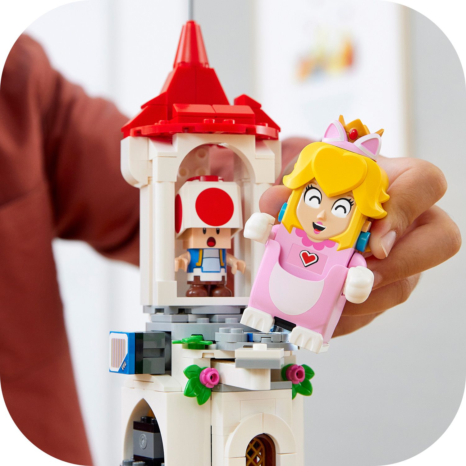 Kočičí obleček pro Peach