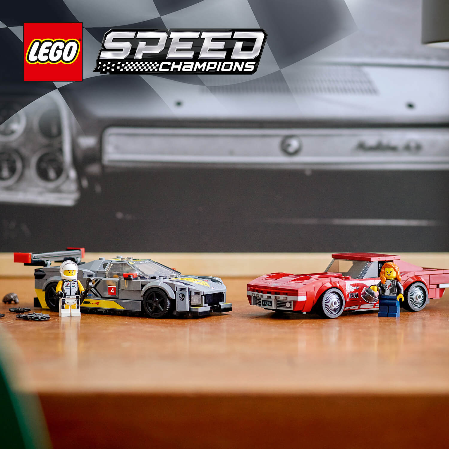 LEGO® stavebnice se 2 vozy Chevrolet Corvette